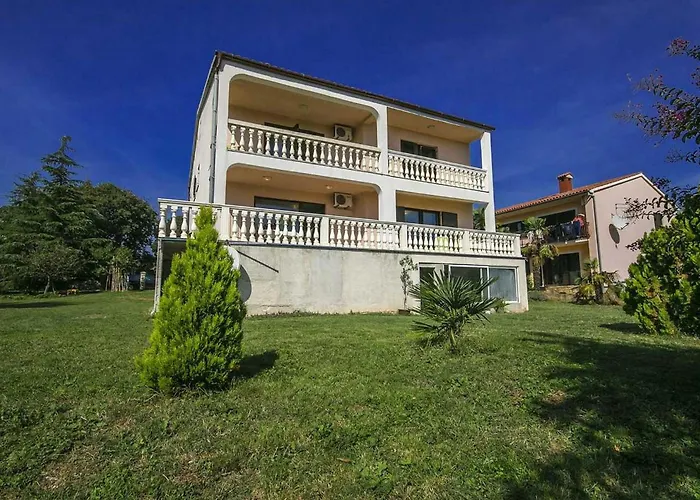 App Lukas Apartman Porec